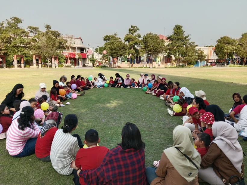 Hari Perdamaian bersama anak dan orang tua