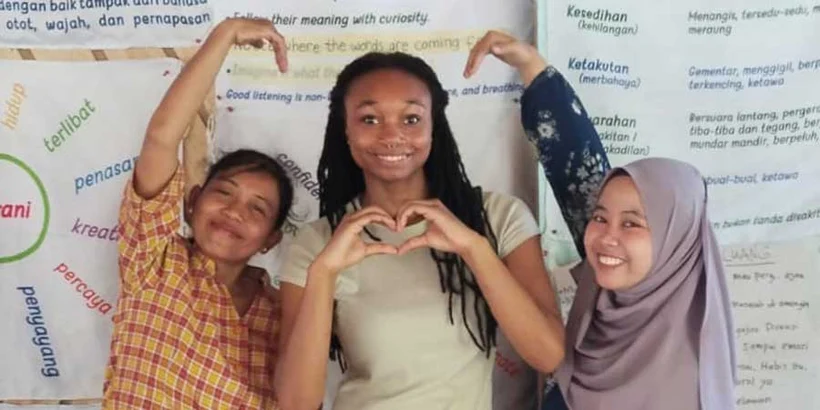 Ngatini, Keira (center) Dhea (Right). "River of Life" session. Indonesia Interfaith Youth Training, June 26 – July 3, 2026, at Peace Place, Pati. Photo: Arif.