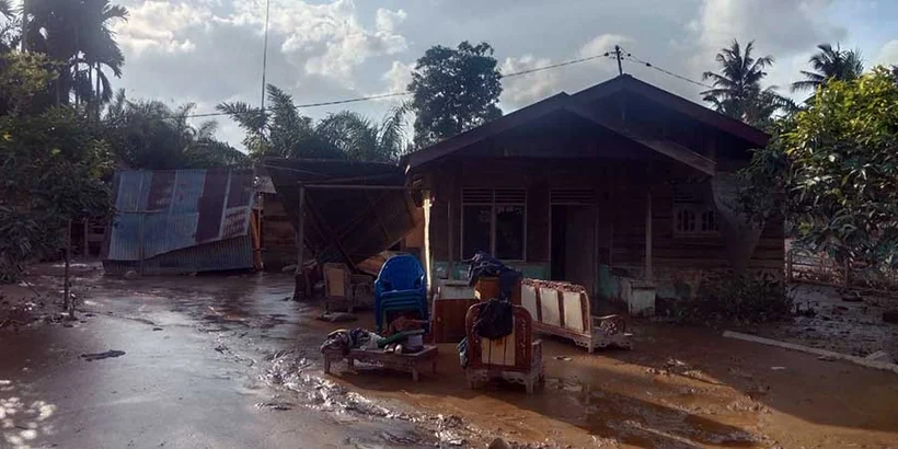 Aceh Tamiang dalam Reruntuhan: Kehidupan Tercabut Setelah Banjir Bandang Terburuk di Wilayah Itu