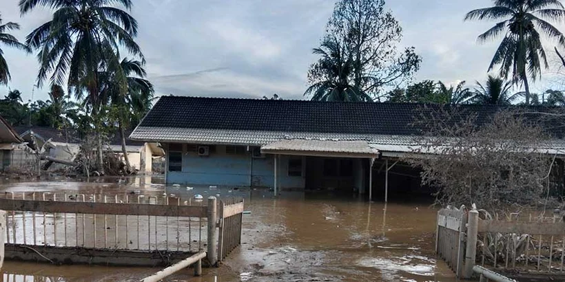 Over a foot of mud (30-40 cm) inside a house on December 6, 2025. Rantau Aceh Tamiang Village. Photo by Andre.