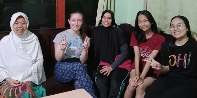 Gathering and Visiting for Friendship