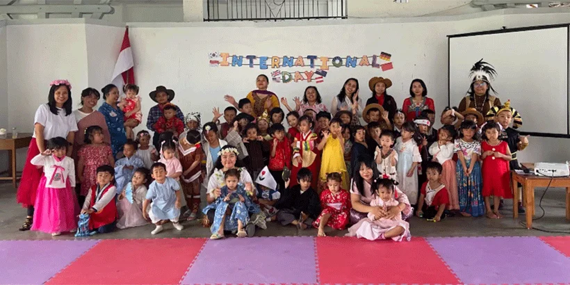 With our wonderful teachers and children at KB-TK Kalyca Montessori during our “International Day” celebration, where we explored clothing, food, and cultures from around the world.