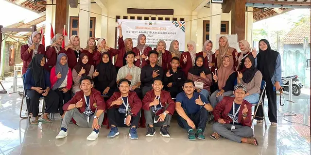 Risa Putri Rahmawati, Indonesia