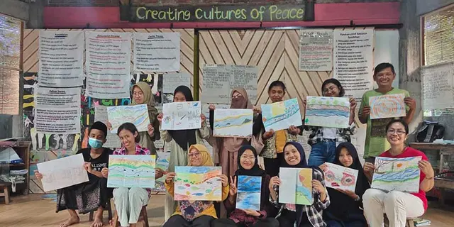 Interfaith Youth training: Practice listening and creating a peaceful future.