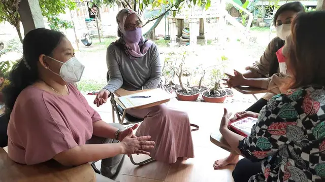 Agreements to Practice Peace: Parent Education at Joglo Preschool