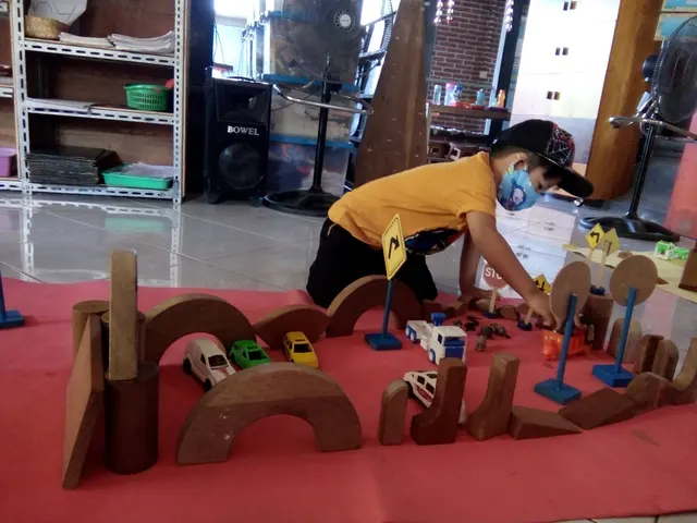 Unit Blocks: Play Equipment Produced by Peace Place