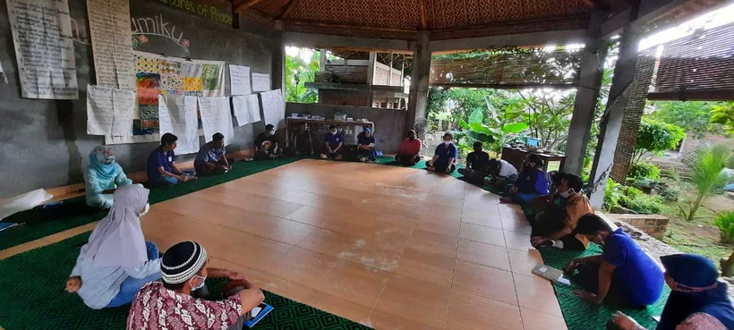 Practice Friendship to Good Listening with the Law-Caring Community in Pati