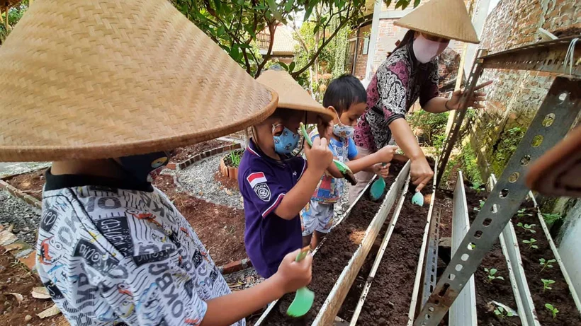 Peace Place adalah Area Terbuka yang Nyaman untuk Mendukung Aktivitas Selama Pandemi Covid-19