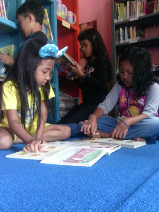 Greetings from the Peace Library in Pati, Indonesia: Can You Help?