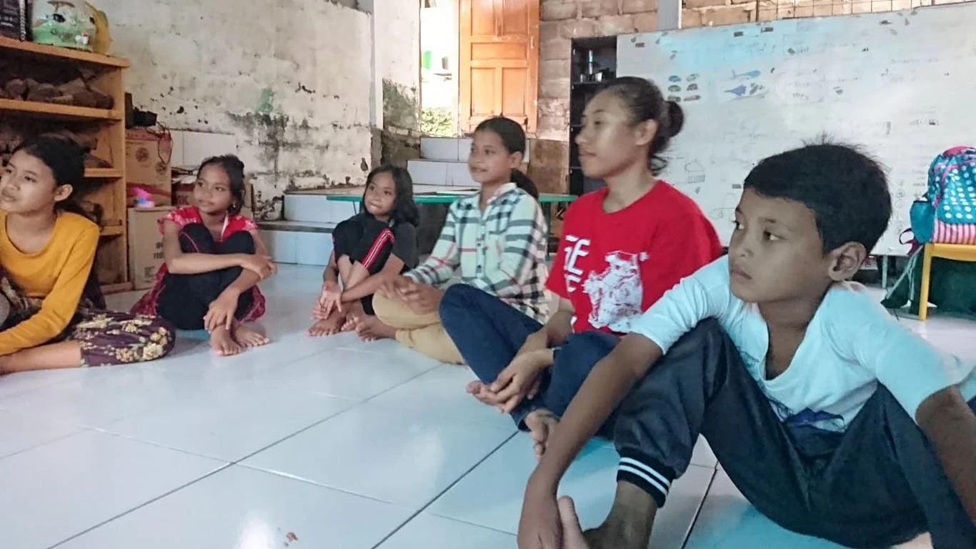 Cultures of Peace among Street Children on the Gajahwong River in Yogyakarta City