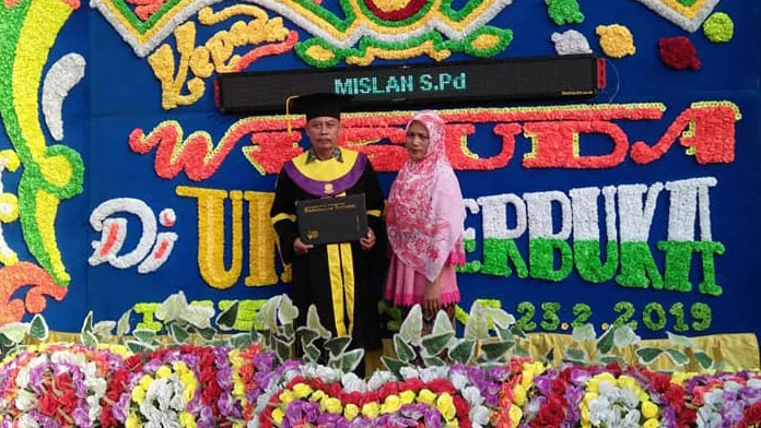 Mislan completed his Bachelor’s Degree in Early Childhood Education.